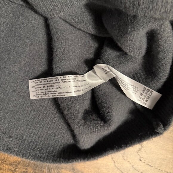 Zara Oversized Sweater - Picture 4 of 4